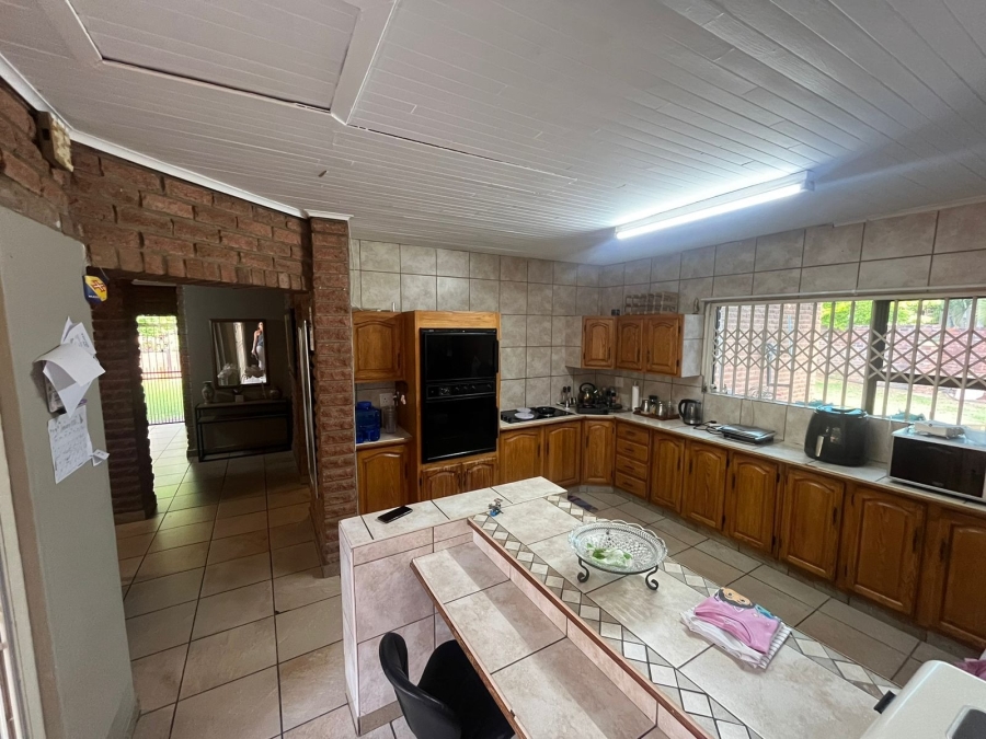 3 Bedroom Property for Sale in Safari Gardens North West